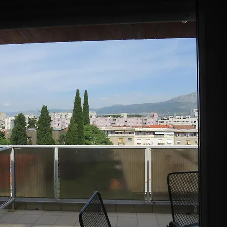 Apartmán Holidays 14 *