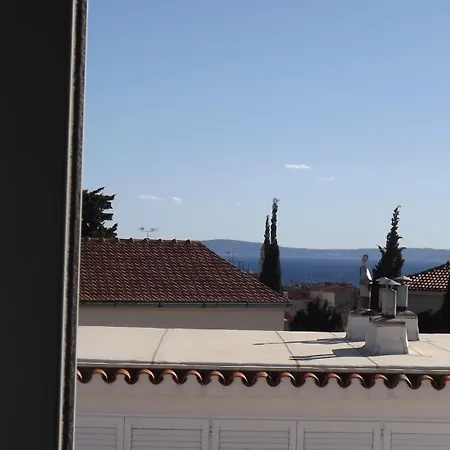 Holidays 14 * Split